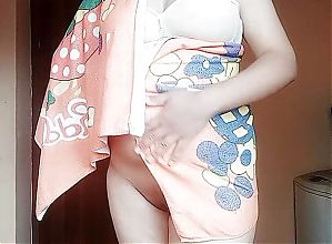 Korean girl showing pussy